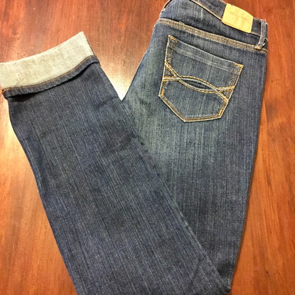 Abercrombie & Fitch Denim - Abercrombie & Fitch Straight Stretch Jeans - Size 4